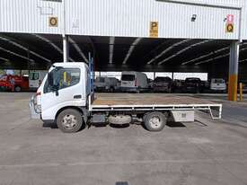 2001 Hino Dutro 4x2 Tray Truck - picture0' - Click to enlarge