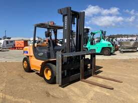 1997 Samsung SF60D Forklift - picture0' - Click to enlarge