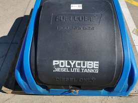Polycube diesel fuel tank - picture0' - Click to enlarge