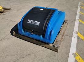 Polycube diesel fuel tank - picture1' - Click to enlarge