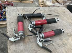 4x TTI Grease Guns (High Pressure) - picture2' - Click to enlarge