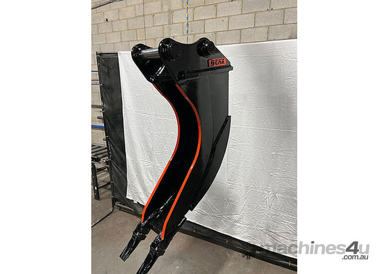 AUSTRALIAN MADE Trencher bucket(banana) Heavy duty 150mm - 200mm wide bucket 5.5-9T excavator - Hire