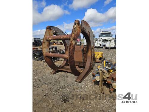 Log grab to suit volvo L180 