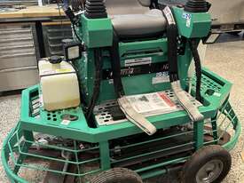  Ride on Trowel Machine With 23HP Briggs and Stratton V Twin Engine Inc Trasport wheels - picture0' - Click to enlarge