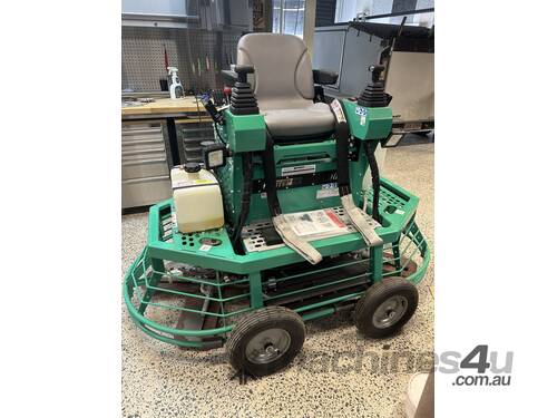  Ride on Trowel Machine With 23HP Briggs and Stratton V Twin Engine Inc Trasport wheels