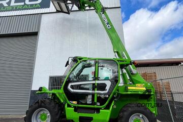 Merlo Telehandler: Panoramic 40.13 EE Stabilisers. Lifts and manoeuvrers heavy loads efficiently