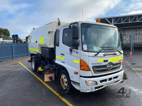 2014 Hino FG1J Street Sweeper