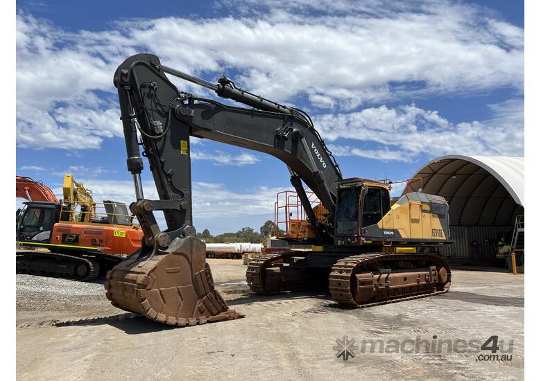 caption 2019 VOLVO EC950LC EXCAVATOR