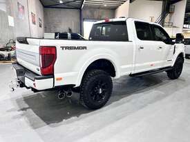 2023 Ford F350 Platinum -  Tremor Package - picture2' - Click to enlarge