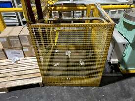 Forklift Cage Attachment - picture0' - Click to enlarge