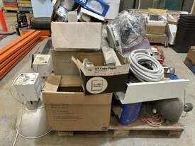 Pallet Of Assorted Electrical Fittings & Fixtures - picture1' - Click to enlarge