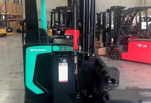 Mistsubishi All directional reach truck