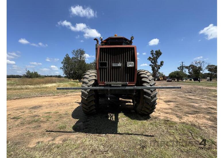 caption CASE IH 9240 TRACTOR