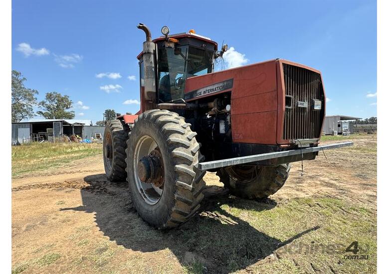 caption CASE IH 9240 TRACTOR
