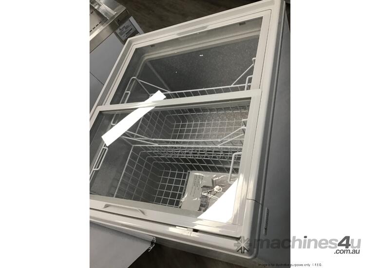 Heavy Duty Chest Freezer with Glass Sliding Lids - WD-200F