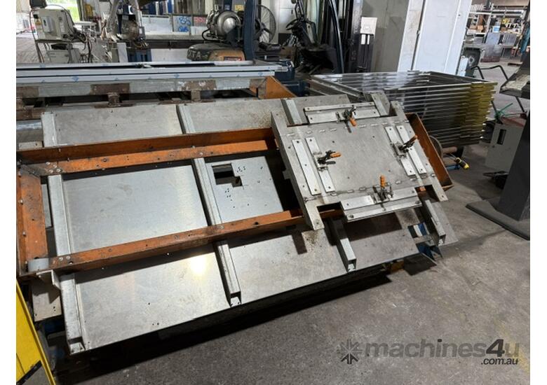 Panasonic Robotic Arm Welder 