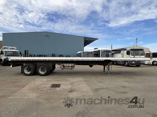 caption 1980 Fruehauf Extendable Flat Deck Trailer