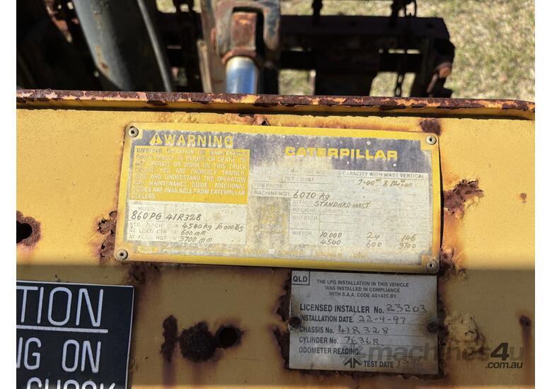 caption Caterpillar 860 GP LPG