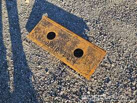 Unused Captok Dingo Mounting Plate to suit Mini Skidsteer Loader  - picture2' - Click to enlarge