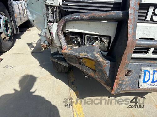 caption 1985 Isuzu NKR Table Top