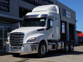 2024 Freightliner Cascadia 126  - picture16' - Click to enlarge