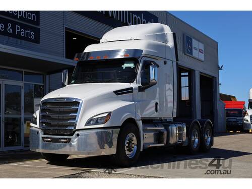 2024 Freightliner Cascadia 126 