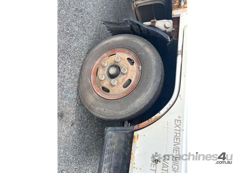 caption Mazda T4000 Table Top