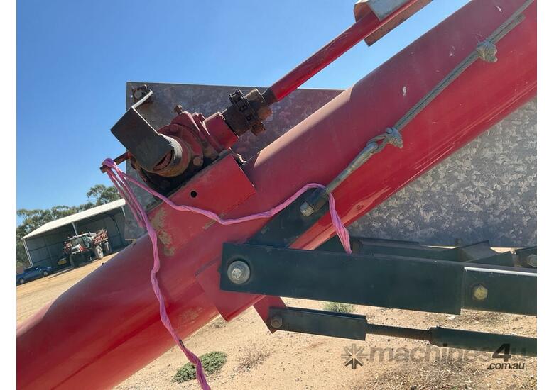 caption 2005 Wheatheart BH-51 51' x 8