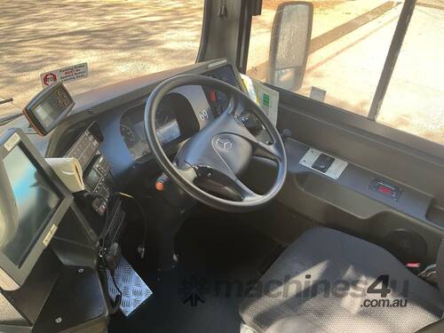 2020 Mercedes-Benz 0500 LE Bus