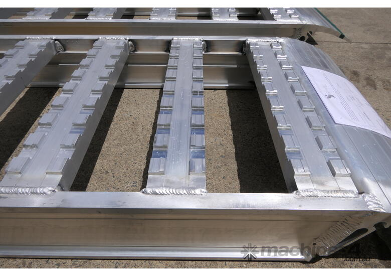 3.5m, 6200Kg - Digga Ezi-Loada Universal Aluminium Loading Ramp - WA STOCK