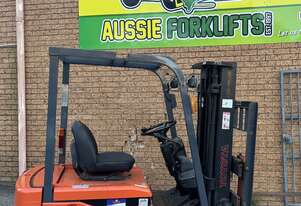 Toyota 3 Wheel Electric Container Mast Sought After Forklift
