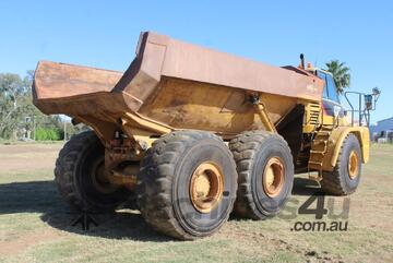 Caterpillar 2002   740