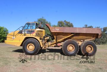 Caterpillar 2002   740