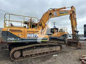 2015 HYUNDAI ROBEX 250 LC-9 - picture1' - Click to enlarge