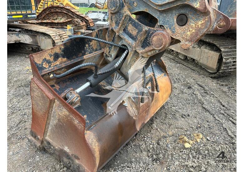 caption 2015 HYUNDAI ROBEX 250 LC-9