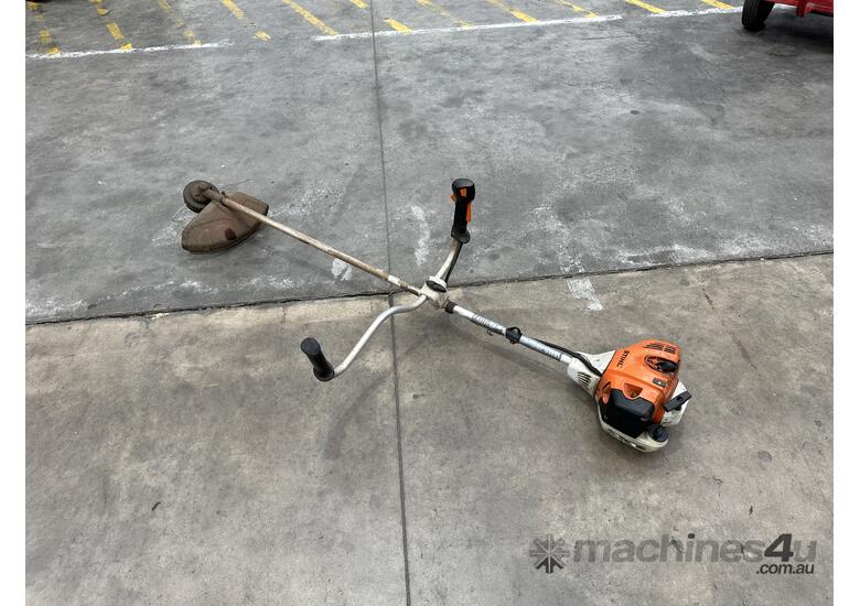 caption 1 x Stihl FS240 Edge Cutter (Council Asset)
