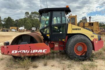2010 DYNAPAC CA252D SMOOTH DRUM ROLLER