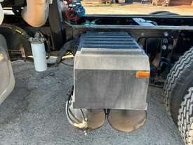 2007 International 7600 Prime Mover - picture2' - Click to enlarge