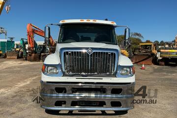 2007 International 7600 Prime Mover 2007 International 7600 Prime Mover