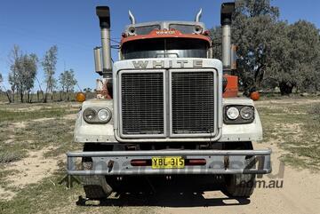 1976 WHITE ROAD BOSS PRIME MOVER 1976 WHITE ROAD BOSS PRIME MOVER