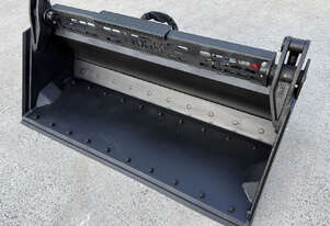 Norm   4in1 bucket 1585mm