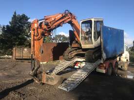 3.5m - 8 Tonne Heavy Duty Steel Track,Rubber Pads on steel,Rubber Track & Rubber Tyre Machinery Load - picture1' - Click to enlarge