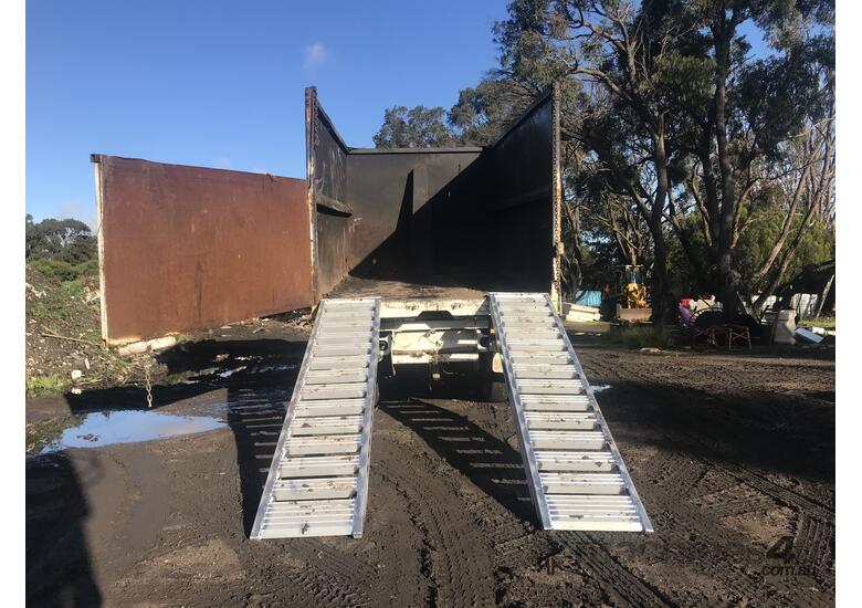 3.5m - 8 Tonne Heavy Duty Steel Track,Rubber Pads on steel,Rubber Track & Rubber Tyre Machinery Load