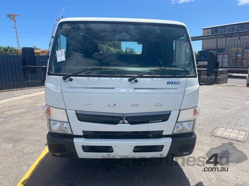 2018 Mitsubishi Canter 7/800 918 Tilt Tray