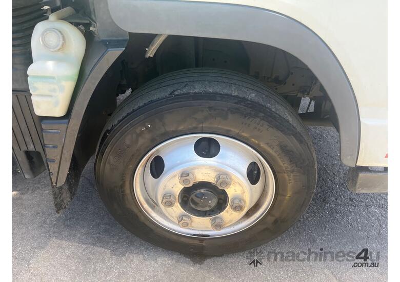 2018 Mitsubishi Canter 7/800 918 Tilt Tray