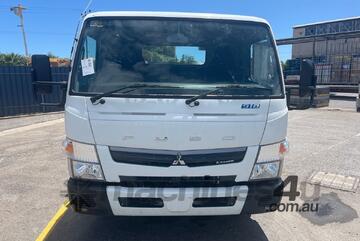 2018 Mitsubishi Canter 7/800 918 Tilt Tray