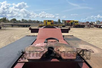 2017 Barker Heavy Duty Tri Axle Tri Axle Skel A Trailer