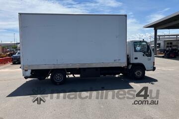 Isuzu 2002   NQR450 Pantech