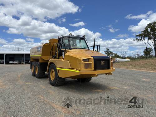 2018 Caterpillar 730C2 6x6 Articulated Water Cart