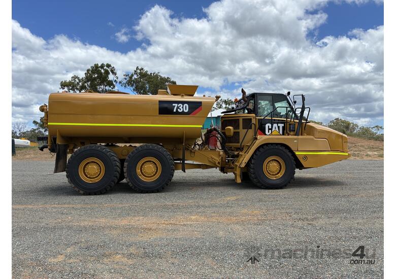 2018 Caterpillar 730C2 6x6 Articulated Water Cart